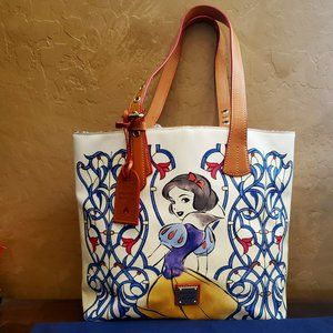 DISNEY PRINCESS SNOW WHITE EMILY TOTE BY DOONEY & BOURKE Purse Bag White
